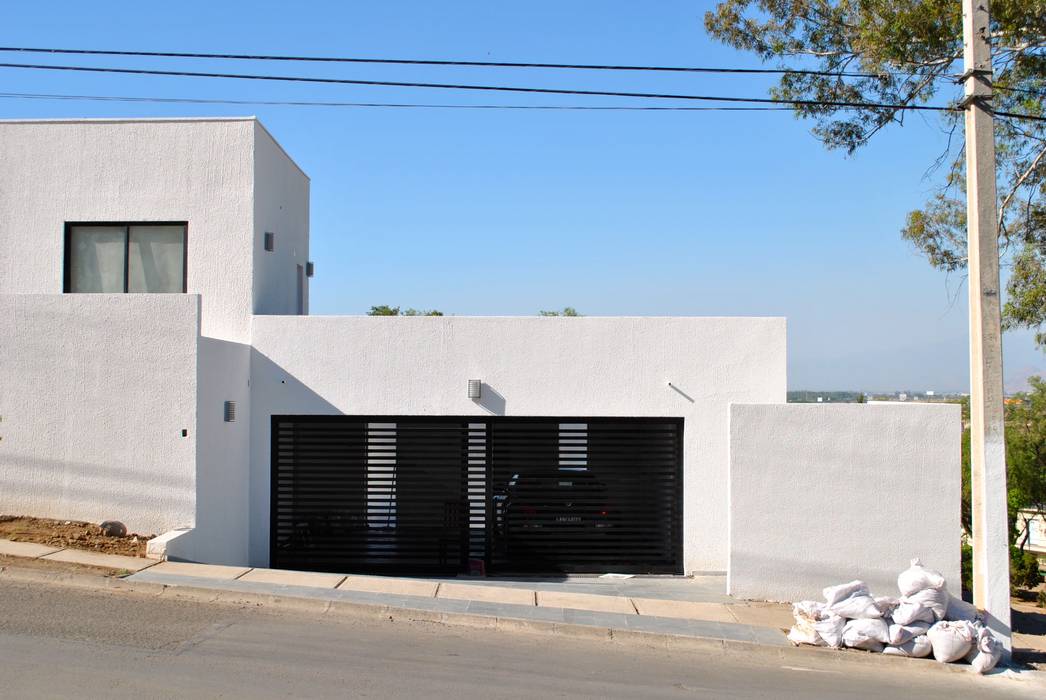 Casa Lomas, AtelierStudio AtelierStudio Casas de estilo minimalista