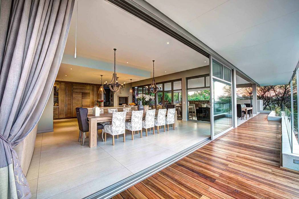 House Auriga, Swart & Associates Architects Swart & Associates Architects Modern dining room