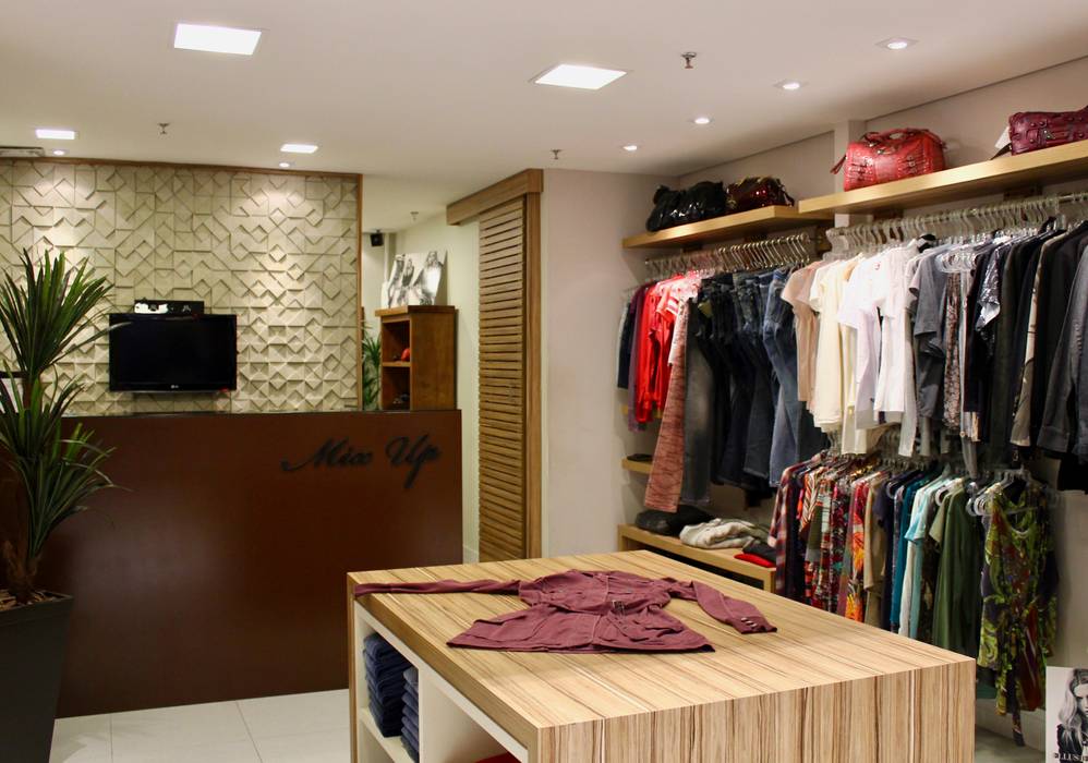 Loja Mix Up, TR3NA Arquitetura TR3NA Arquitetura Commercial spaces Offices & stores