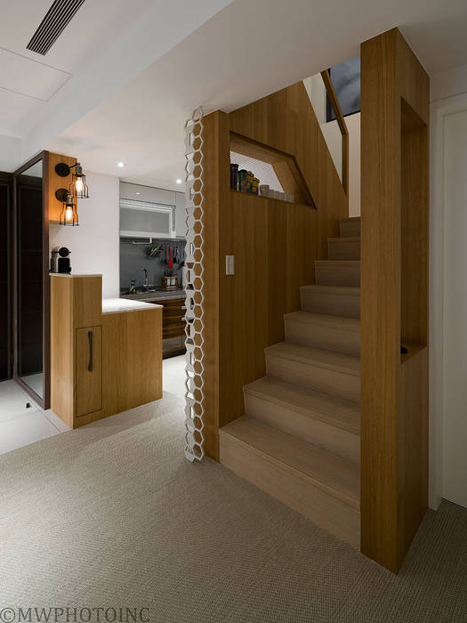 皞・巢居, 藻雅室內設計 藻雅室內設計 斯堪的納維亞風格的走廊，走廊和樓梯