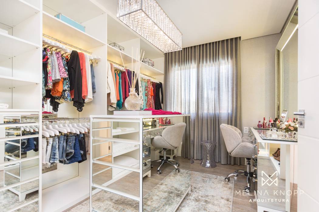 Quarto de menina - Montenegro, RS Melina Knopp Arquitetura Closets