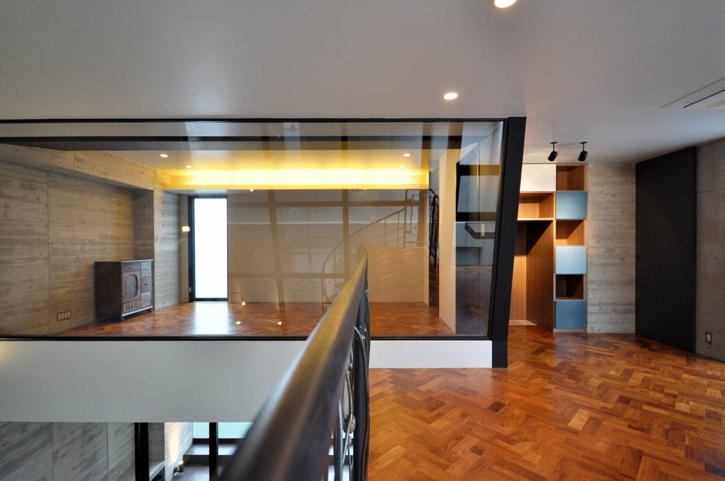 IRH01-HOUSE 門一級建築士事務所 オリジナルデザインの 多目的室