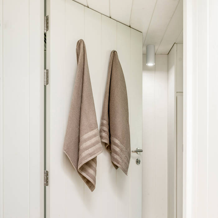 Rafter, Home Concept Home Concept Salle de bain moderne Textiles & accessoires