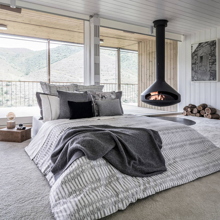 White on Back, Home Concept Home Concept Kamar Tidur Modern Textiles
