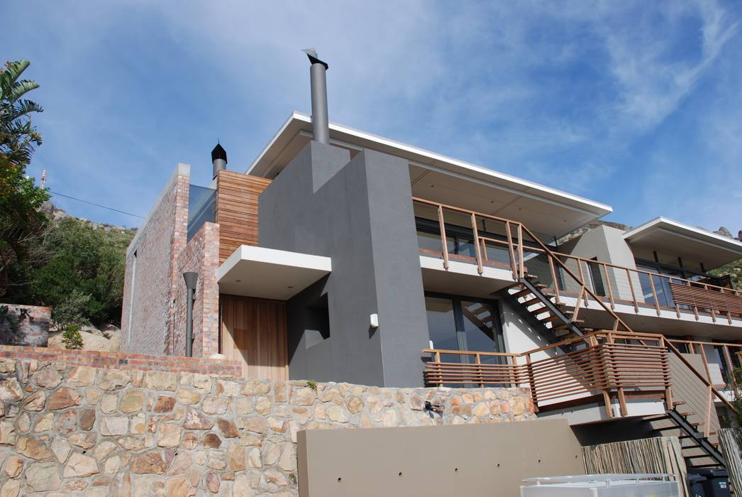 New Private Home in Llandudno, Gallagher Lourens Architects Gallagher Lourens Architects Modern houses