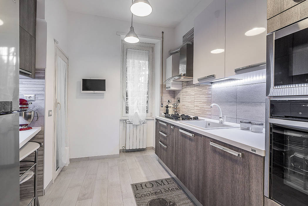 Ristrutturazione appartamento Roma, Genzano, Facile Ristrutturare Facile Ristrutturare Cocinas de estilo moderno