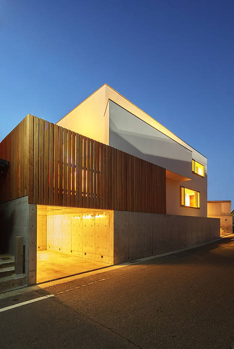 haus-kaap, 一級建築士事務所haus 一級建築士事務所haus Scandinavian style garage/shed Wood Wood effect