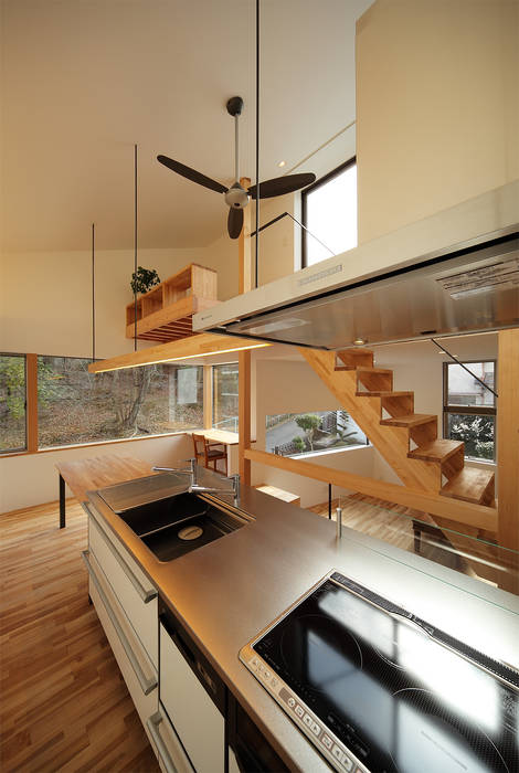 haus-gap 一級建築士事務所haus 北欧デザインの キッチン 木 木目調