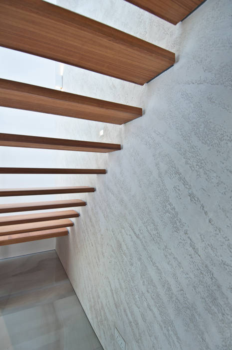Moonbeam House, ming architects ming architects Modern Corridor, Hallway and Staircase
