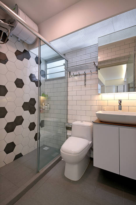 HDB Blk 429A Yishun, Renozone Interior design house Renozone Interior design house Scandinavian style bathroom