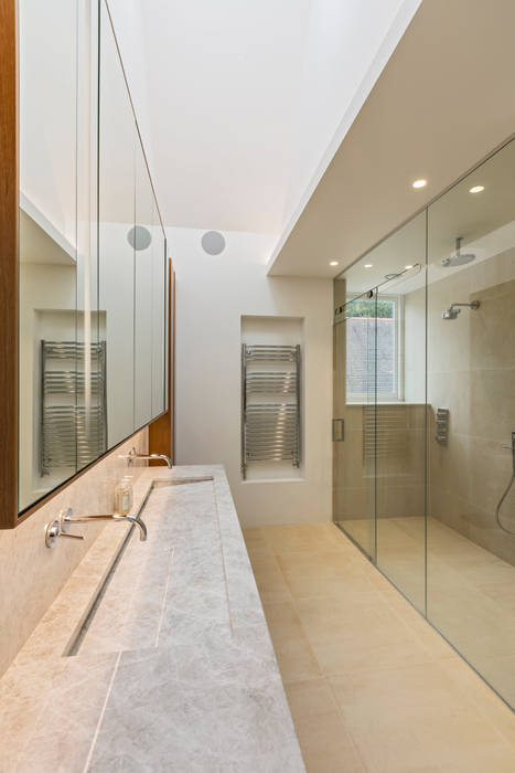 Bathroom Studio Mark Ruthven Kamar Mandi Modern marble basin