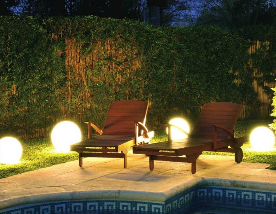 Iluminación Exterior, Angelo Luz + Diseño Angelo Luz + Diseño Modern Garden Lighting