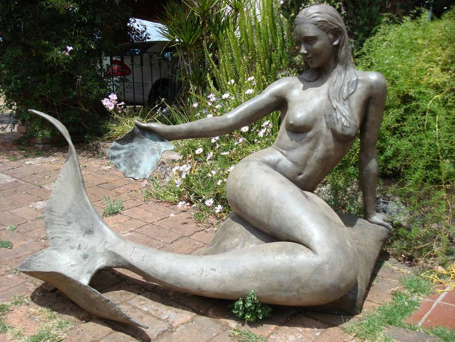 SIRENA HERZOK ESCULTORES Y FUNDICIÓN Jardines clásicos Metal ESCULTURA,SIRENA,FUENTE,BRONCE,Albercas y estanques