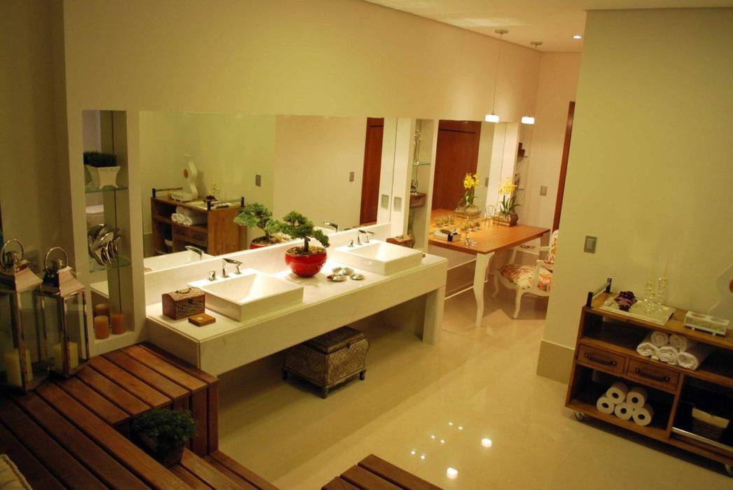 Banheiro ideal para a suite do casal Barros e Zanolini Arquitetura e construção Banheiros clássicos Mármore @banheirosuitemaster,@saladebanho,@arquiteturapersonal,@projetoeconstrução