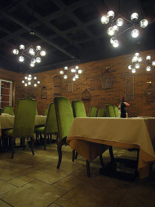 天津 DELIGHTS餐廳2樓, 直譯空間設計有限公司 直譯空間設計有限公司 商业空间 辦公室&店面