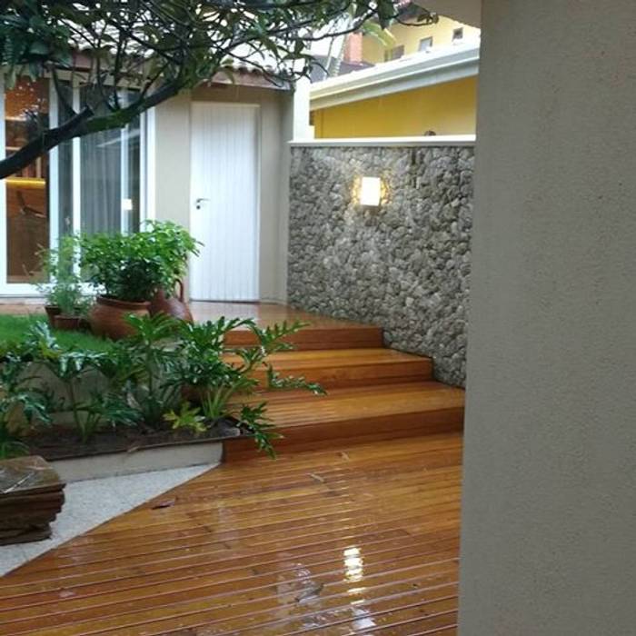 REFORMA DE RESIDÊNCIA EM CONDOMINIO, MONICA SPADA DURANTE ARQUITETURA MONICA SPADA DURANTE ARQUITETURA Jardines modernos