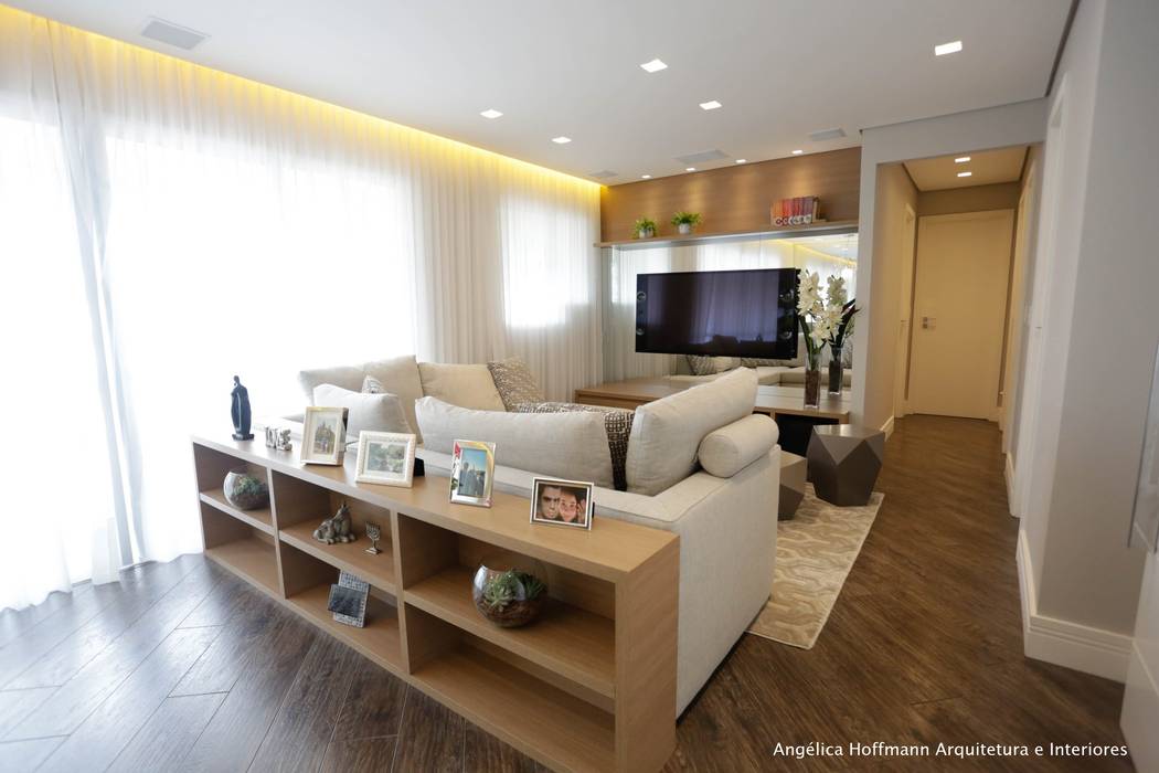 Exuberance Butantã, Angelica Hoffmann Arquitetura e Interiores Angelica Hoffmann Arquitetura e Interiores Living room