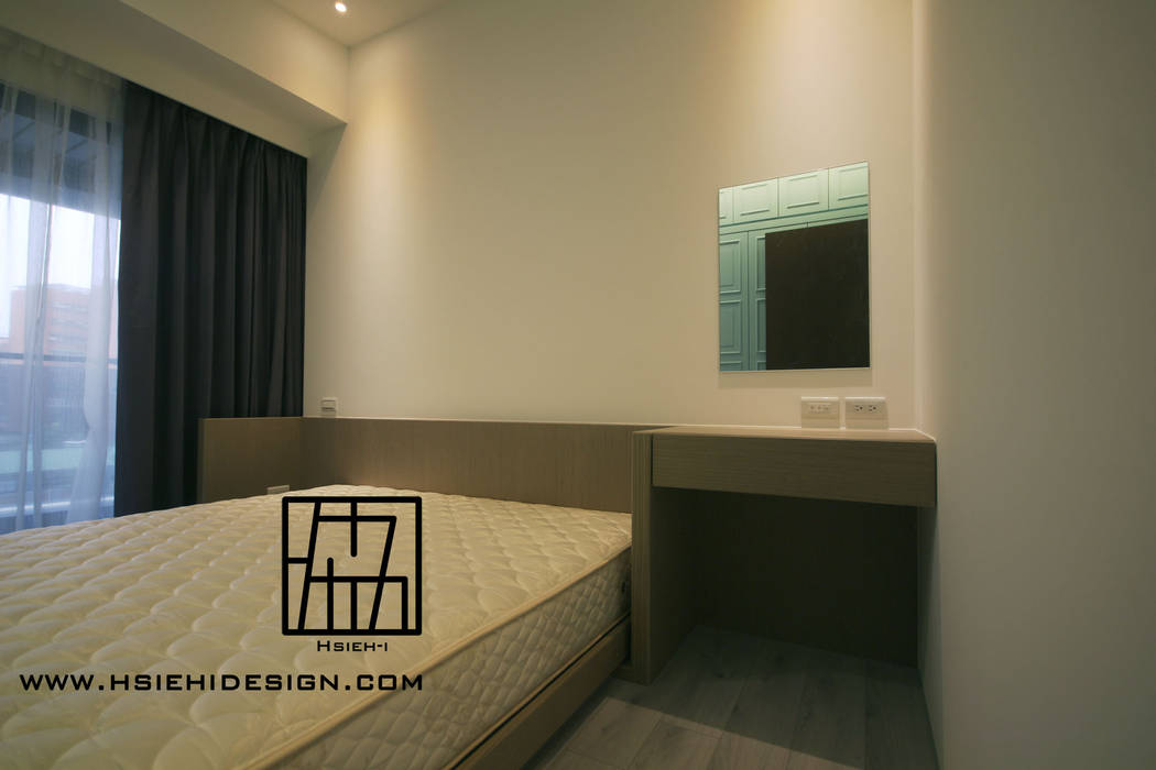 主臥室床頭化妝桌 協億室內設計有限公司 Modern style bedroom