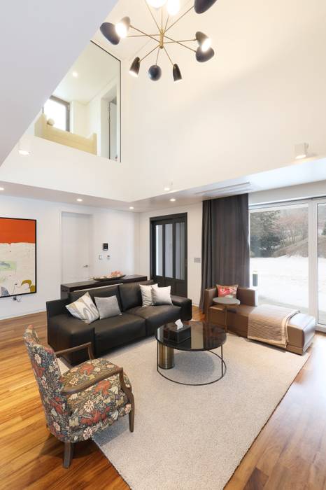 비한재 (秘閒齋) : 숨겨진 공간속의 한적한 집, 위즈스케일디자인 위즈스케일디자인 Modern Living Room Sandstone