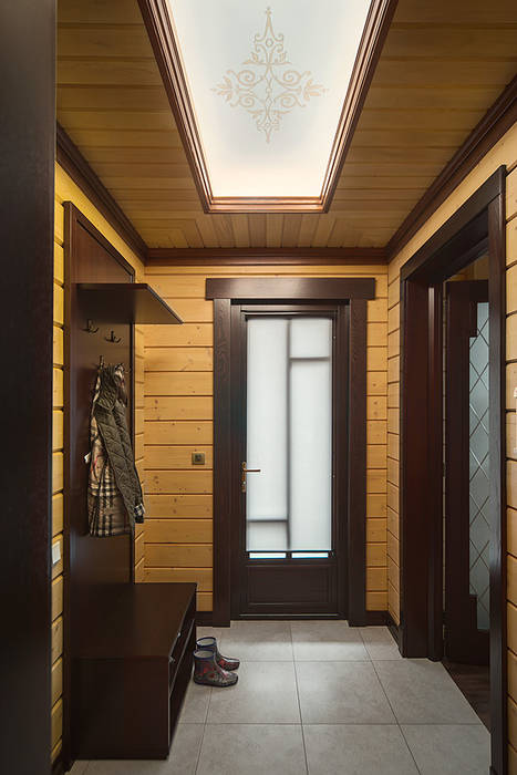 Дом и баня в поселке Гавриково, МО. ItalProject Коридор, прихожая и лестница в стиле кантри Дерево Многоцветный