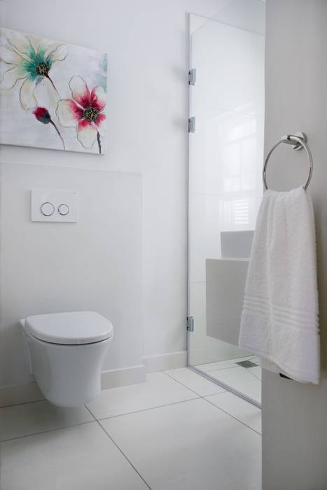 Guest bathroom Salomé Knijnenburg Interiors Colonial style bathroom