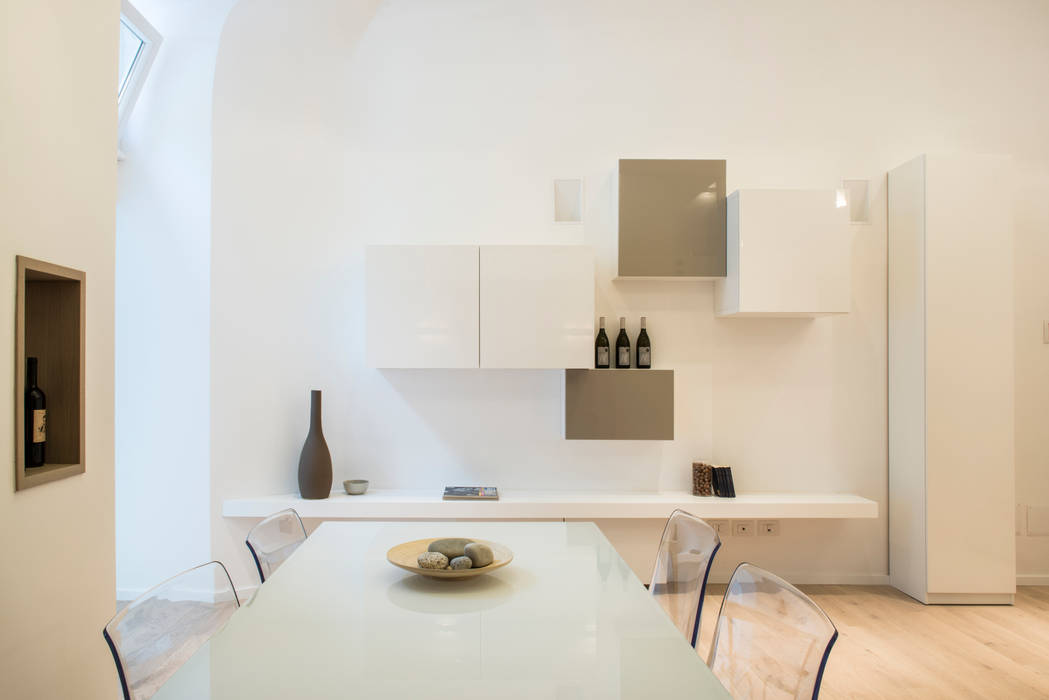 LOFT A ROMA, ACRIVOULIS architettura + interior design ACRIVOULIS architettura + interior design Modern dining room