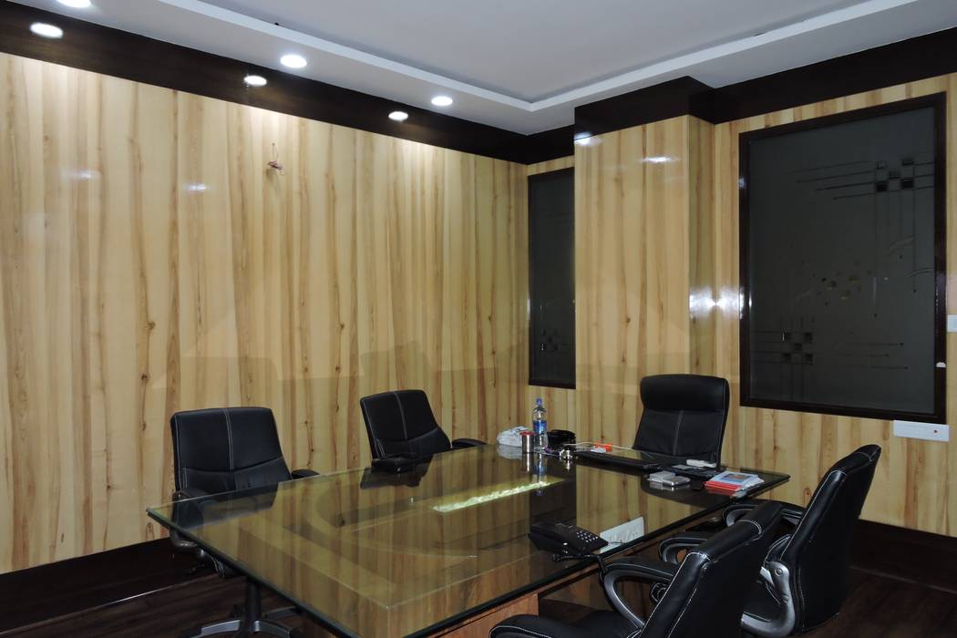 Office interior at Indore, Ar. Chitra Tibrewal (Gupta's associated architects) Ar. Chitra Tibrewal (Gupta's associated architects) Commercial spaces Office buildings