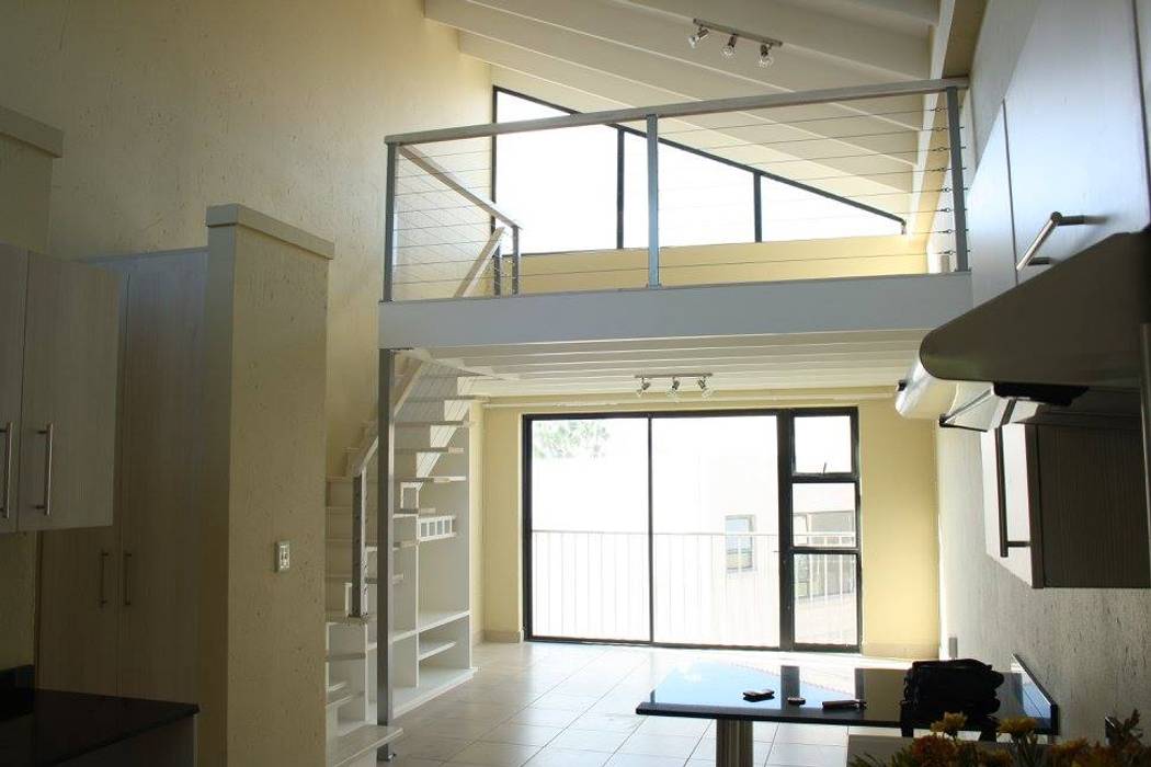 Mezzanine floor and staircase, Loftspace Loftspace Вітальня