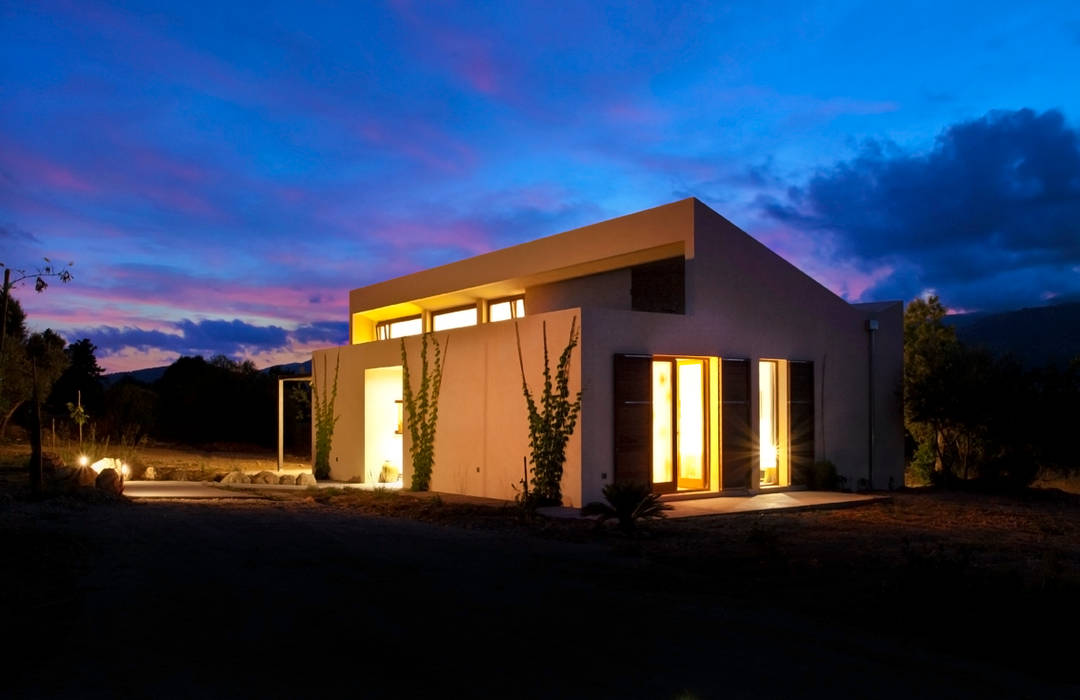 Single family house in Moscari, Tono Vila Architecture & Design Tono Vila Architecture & Design منازل