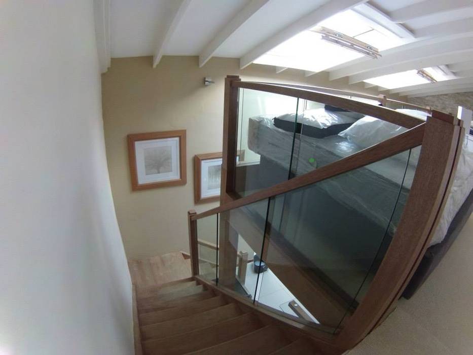 Mezzanine floor, staircase and balustrade, Loftspace Loftspace غرفة المعيشة
