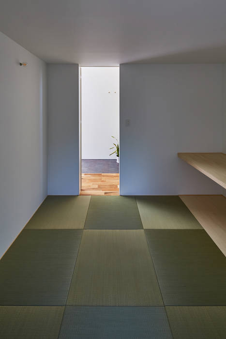 和室 武藤圭太郎建築設計事務所 モダンデザインの 多目的室