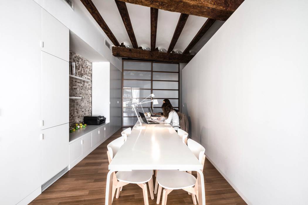 rehabilitación de vivienda en el carmen, versea arquitectura versea arquitectura Study/office