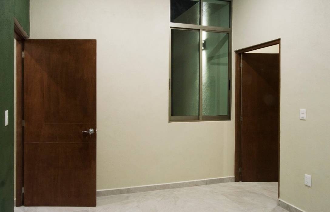 Modern style bedroom by MOVE Arquitectos Modern