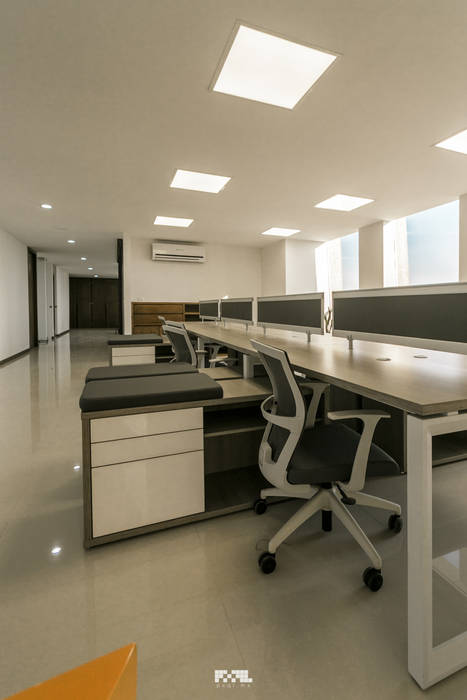 Oficinas Piso 10, 2M Arquitectura 2M Arquitectura 書房/辦公室