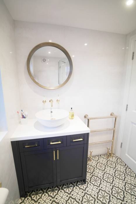 Twickenham, Patience Designs Studio Ltd Patience Designs Studio Ltd Modern bathroom