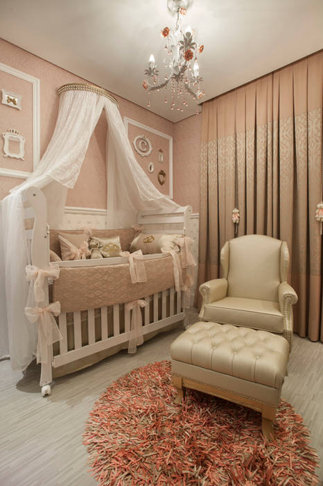 Dormitório Bebê, Ahph Arquitetura e Interiores Ahph Arquitetura e Interiores Cuartos infantiles de estilo clásico