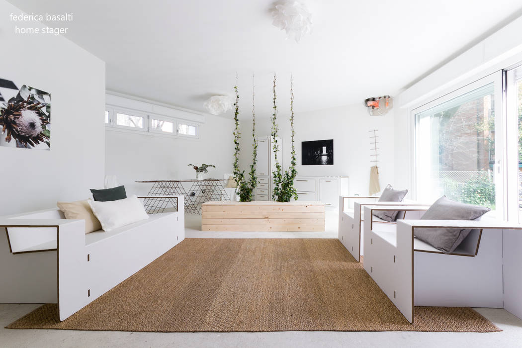 ERA SOLO UN CANTIERE, federica basalti home staging federica basalti home staging Scandinavian style living room