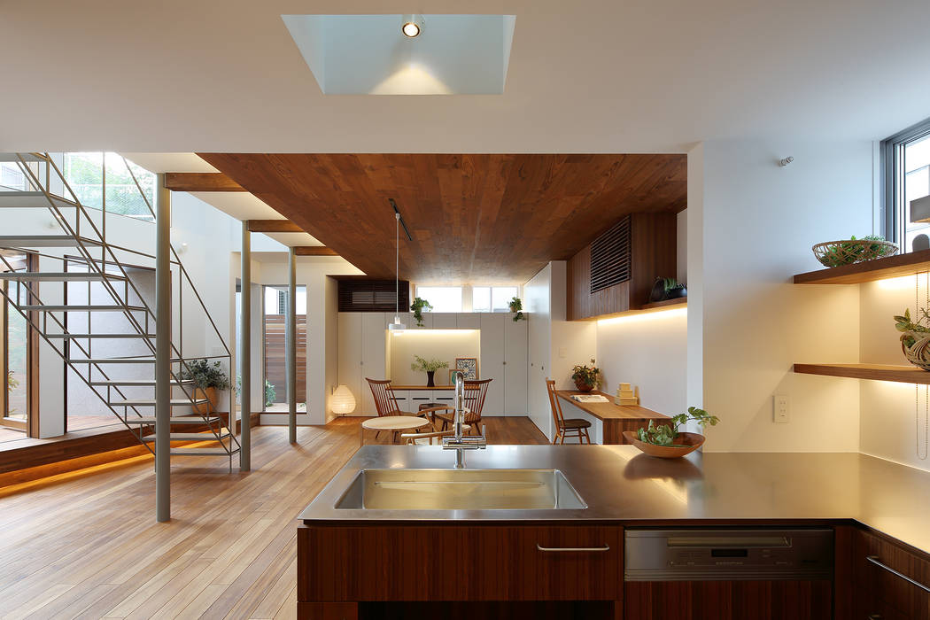 奥沢の家, アトリエ スピノザ アトリエ スピノザ Modern kitchen Wood Wood effect