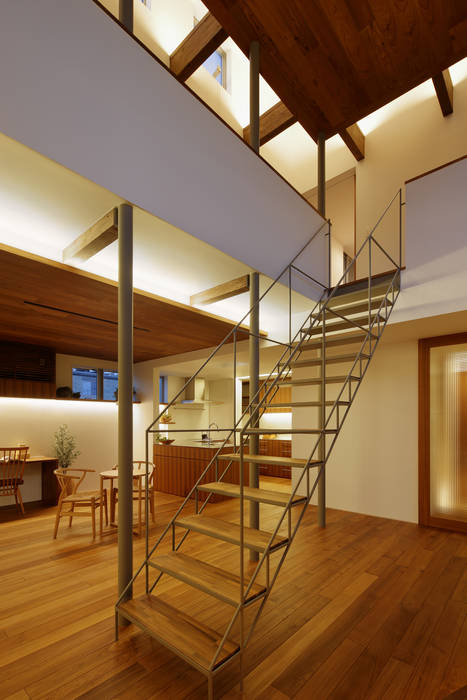 奥沢の家, アトリエ スピノザ アトリエ スピノザ Modern Corridor, Hallway and Staircase Wood Wood effect