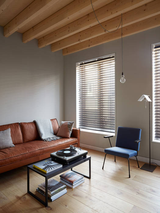 Wenslauer House, 31/44 Architects 31/44 Architects Modern Living Room living room,joists,timber,modern,new build,self build