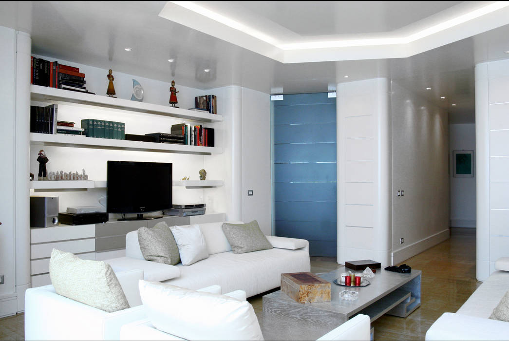 APPARTAMENTO MODERNO NEL QUARTIERE PRATI., studioQ studioQ Living room