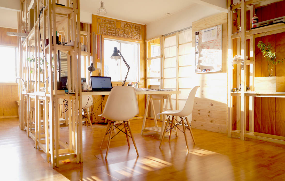 Area de Trabajo_Oficinas Taller Independiente Arquitectura & Construccion Taller Independiente - Arquitectura & Diseño Oficinas y bibliotecas de estilo moderno Madera Acabado en madera oficina