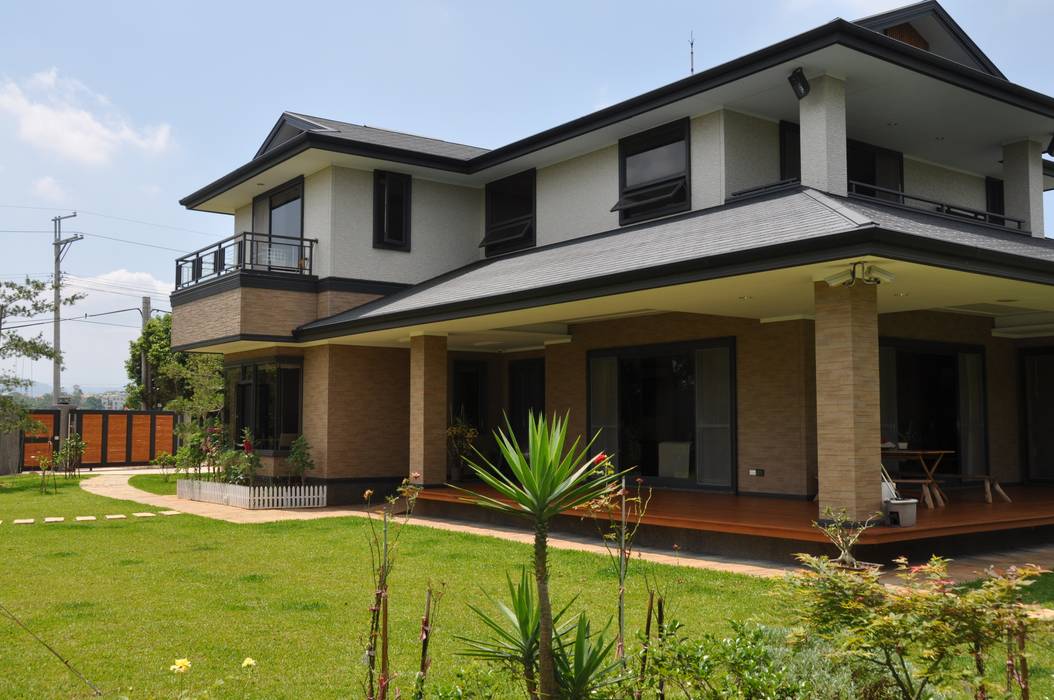 SHIHYAO_苗栗璞玉宅 翔霖營造有限公司 Classic style houses Wood-Plastic Composite