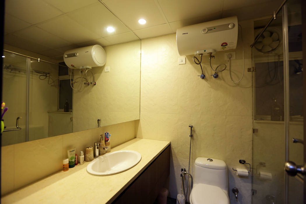 APARTMENT, DESIGN5 DESIGN5 Minimalist bathroom