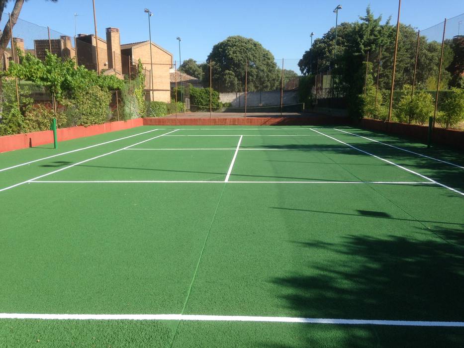 Pintura y marcaje de pista deportiva PINTURAS COBALTO SL Espacios comerciales Estadios