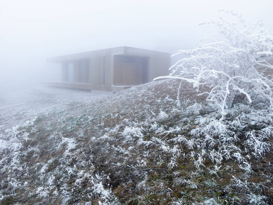 Haus im Nebel, Backraum Architektur Backraum Architektur Modern Houses Wood Wood effect