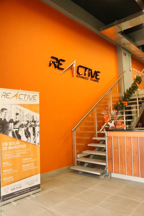 REACTIVE GYM @tresarquitectos Espacios comerciales Espacios comerciales