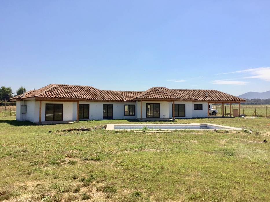 Casa Las Palmeras de Lonquén, AtelierStudio AtelierStudio Colonial style houses