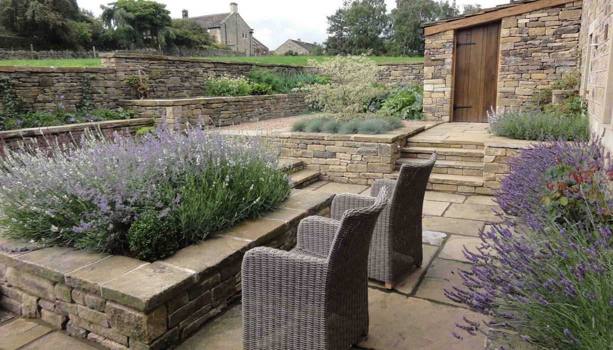 Holmfirth Garden - Kitchen Garden - Caroline Benedict Smith Garden Design Cheshire Caroline Benedict Smith Garden Design Cheshire Country style balcony, veranda & terrace