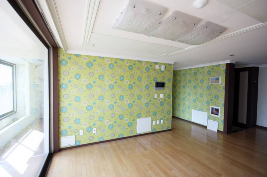 [홈라떼] 인천 24평 아파트 신혼집 홈스타일링 , homelatte homelatte Salon minimaliste